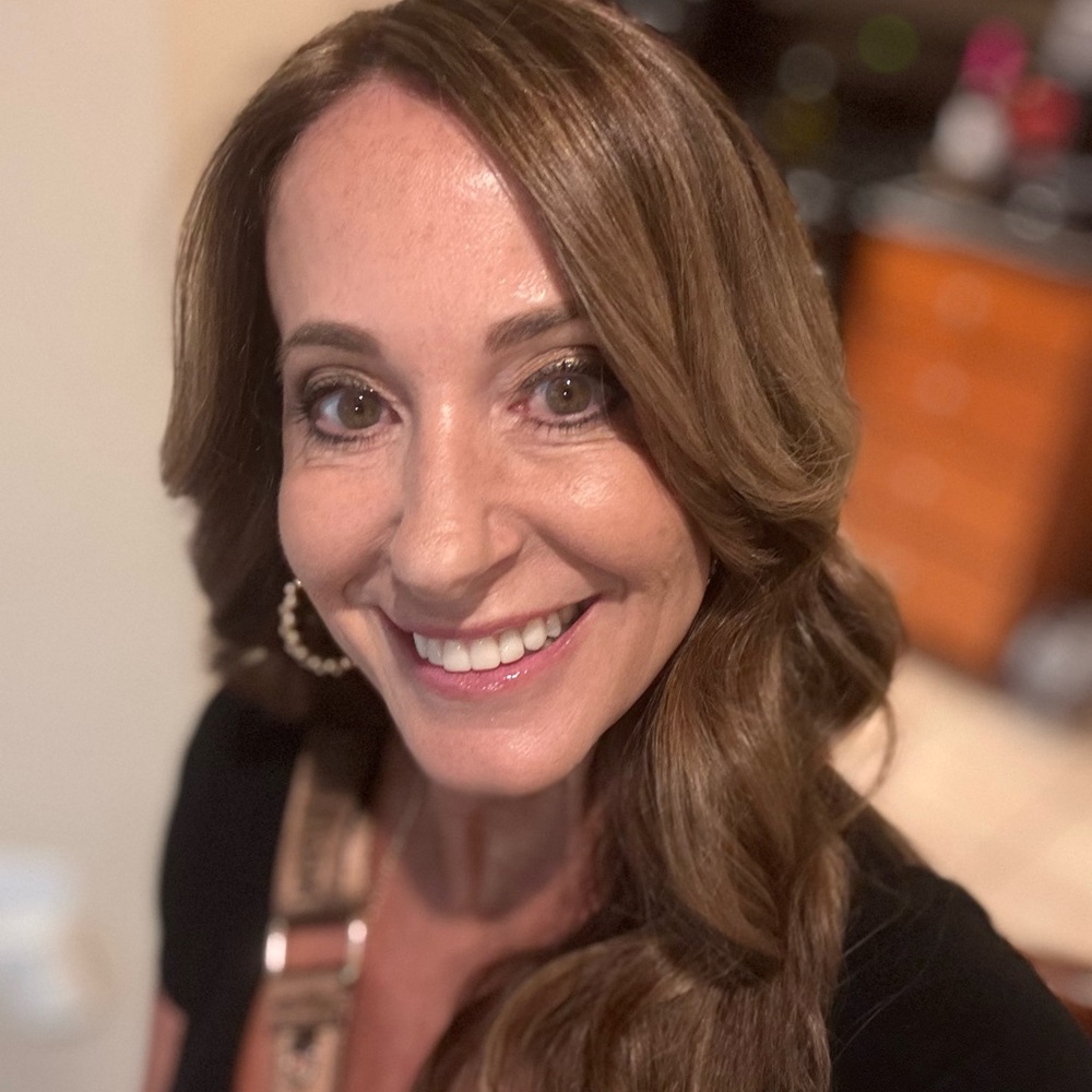 Meet your Posher, Angela